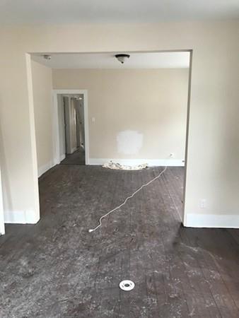205 Tinkham - Photo 1