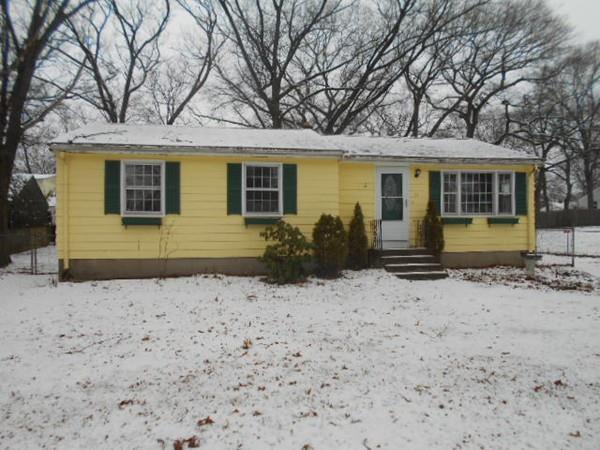 81 Woodbine St - Photo 1