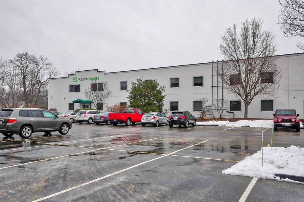65 Middlesex Rd - Photo 1
