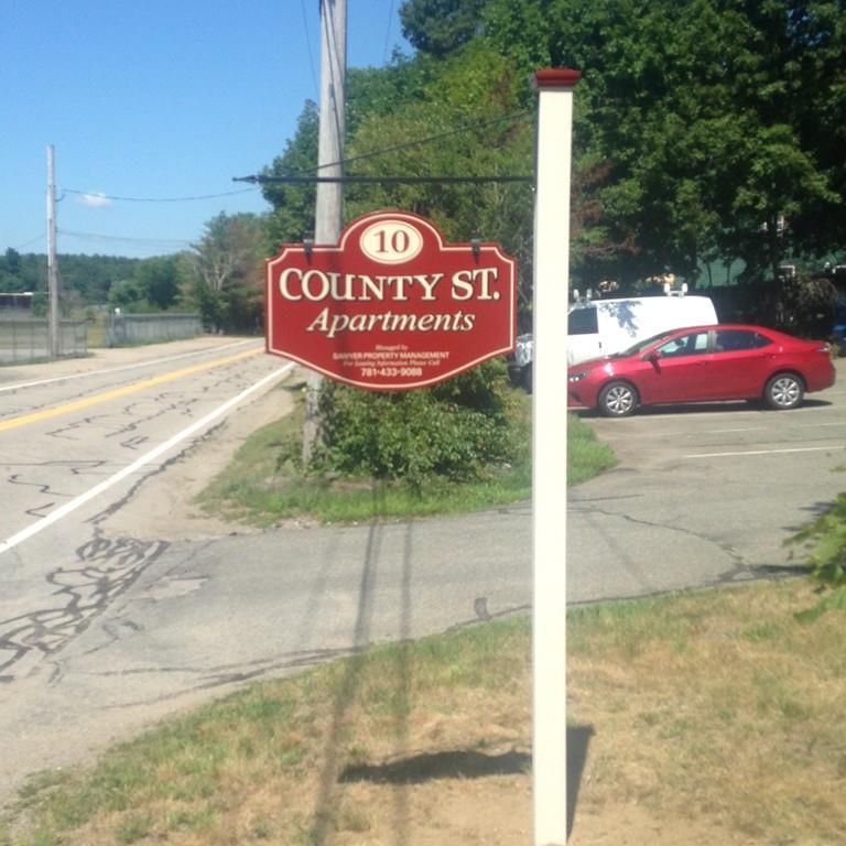 10 County St - Photo 1