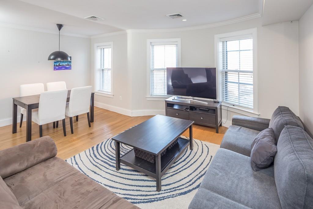 86 W Springfield St - Photo 1