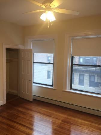 842 Beacon St - Photo 1