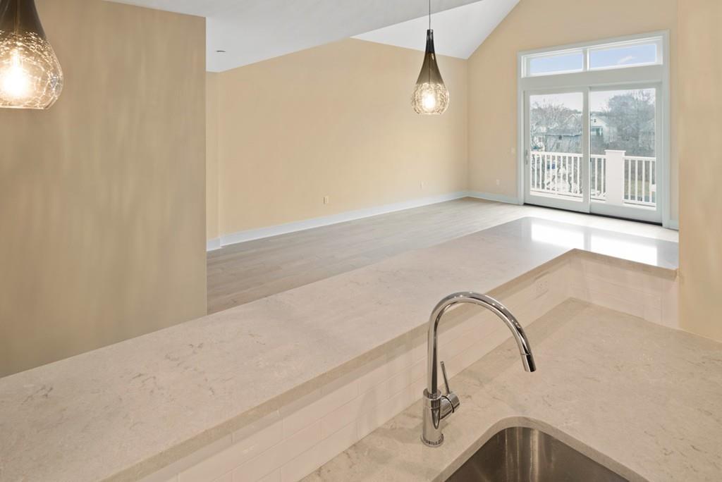 77 Court Street - Photo 1