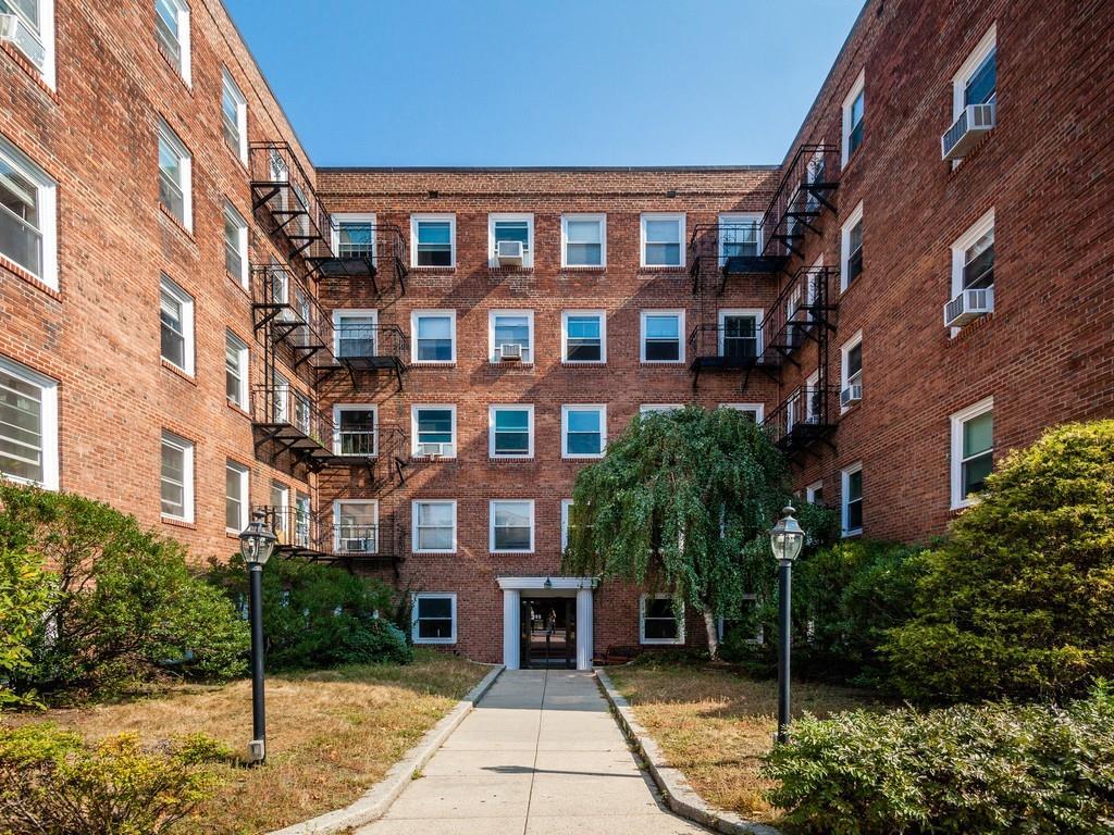 395 Broadway - Photo 1