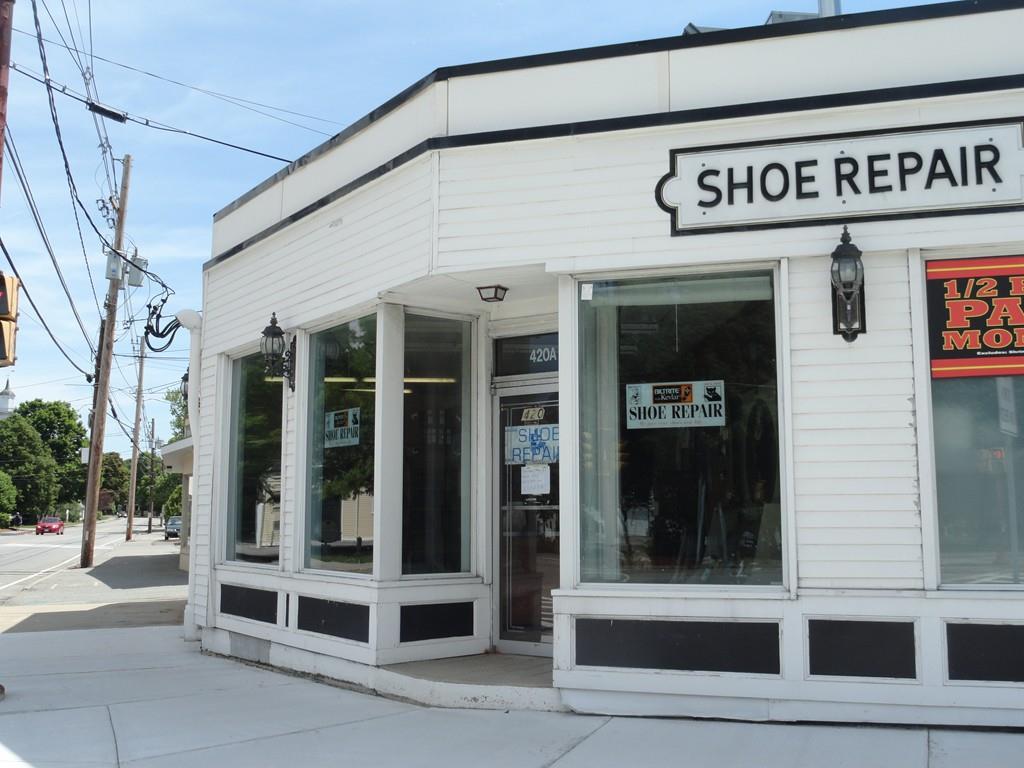 420 Boston Road - Photo 1