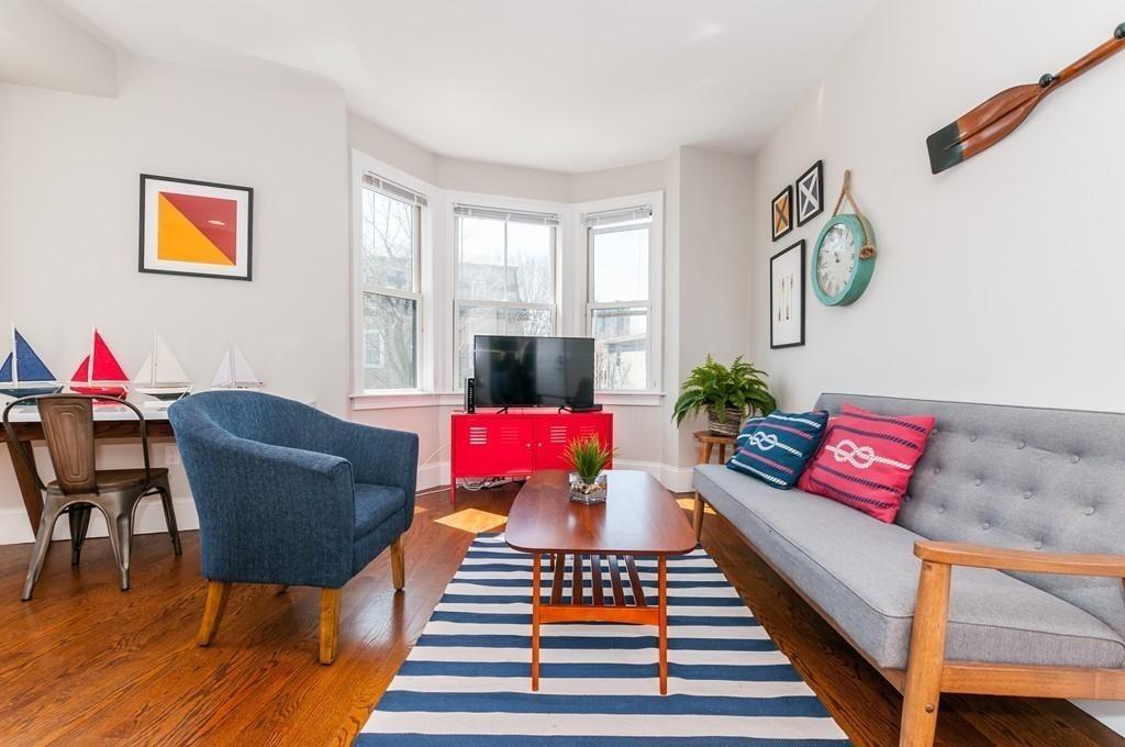 343 Western - Photo 1
