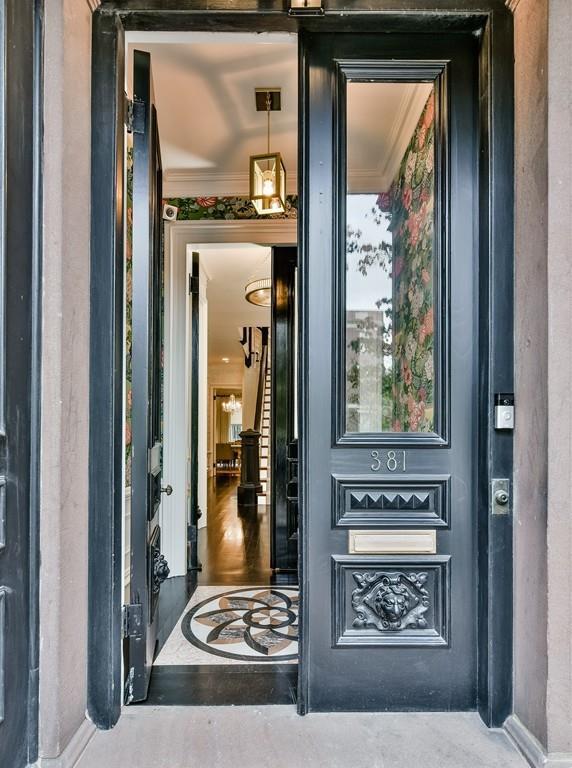 381 Beacon - Photo 1