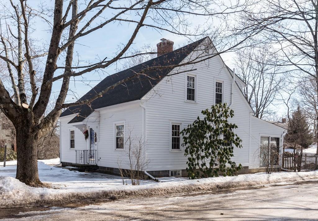 520 Main St - Photo 1