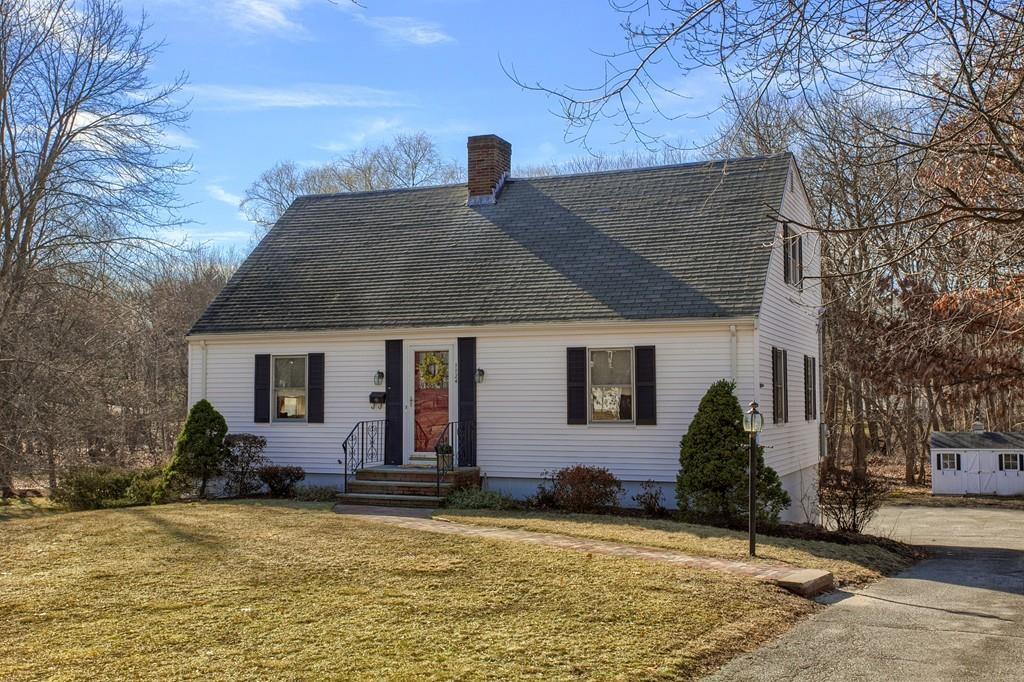 1124 Main Street - Photo 1