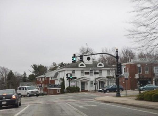 586 Main St - Photo 1