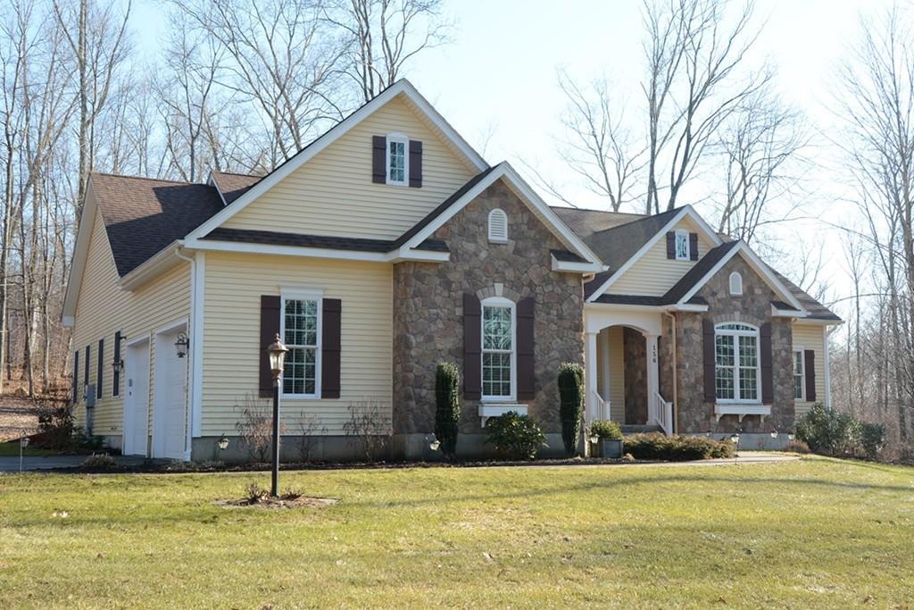 156 Hendee Rd - Photo 1