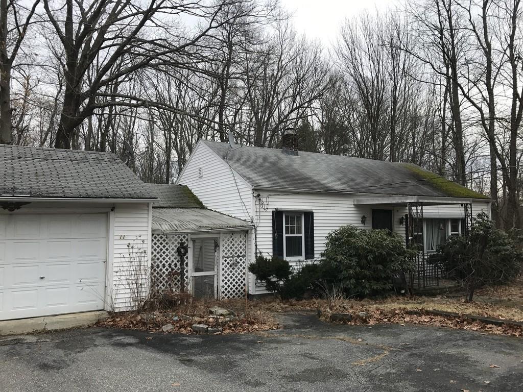 114 Mannville St - Photo 1