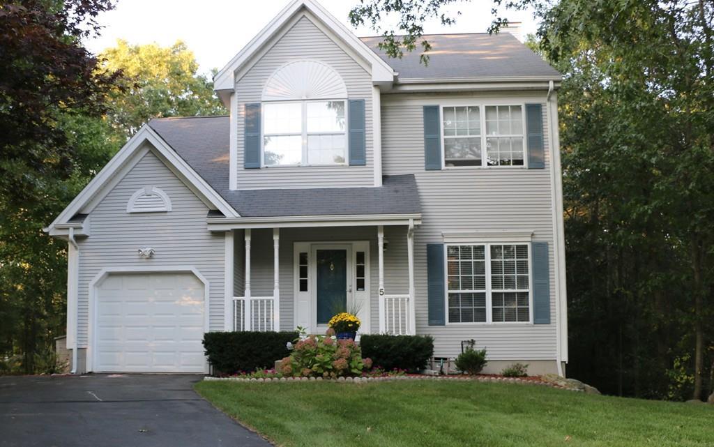 5 Robbins Rd - Photo 1