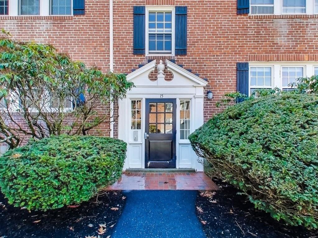 15 Hammond Pond Pkwy - Photo 1