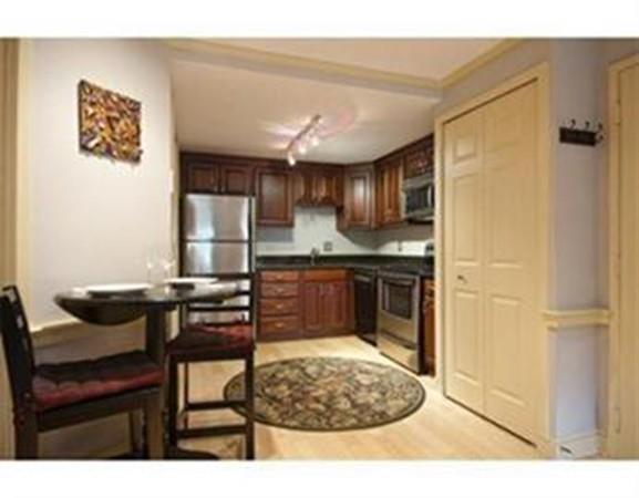 47 Harvard St - Photo 1