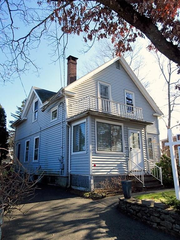 517 Burncoat St - Photo 1