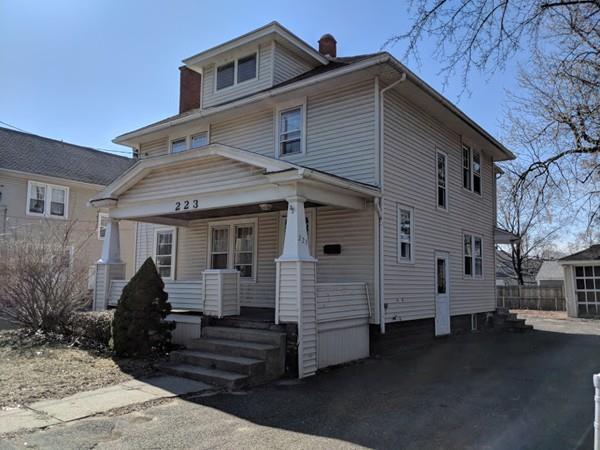 223 Newbury St - Photo 1