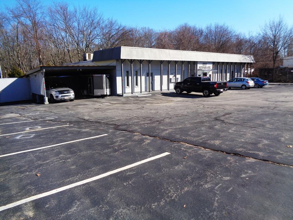 1087 Newman Ave - Photo 1