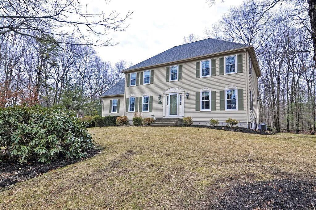 42 Jackson Circle - Photo 1