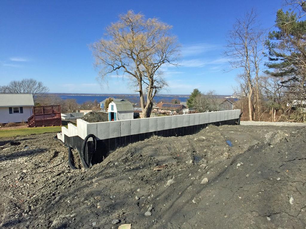 373 Bayview St - Photo 1