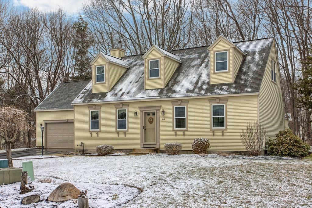 15 Lilacwood Cir - Photo 1