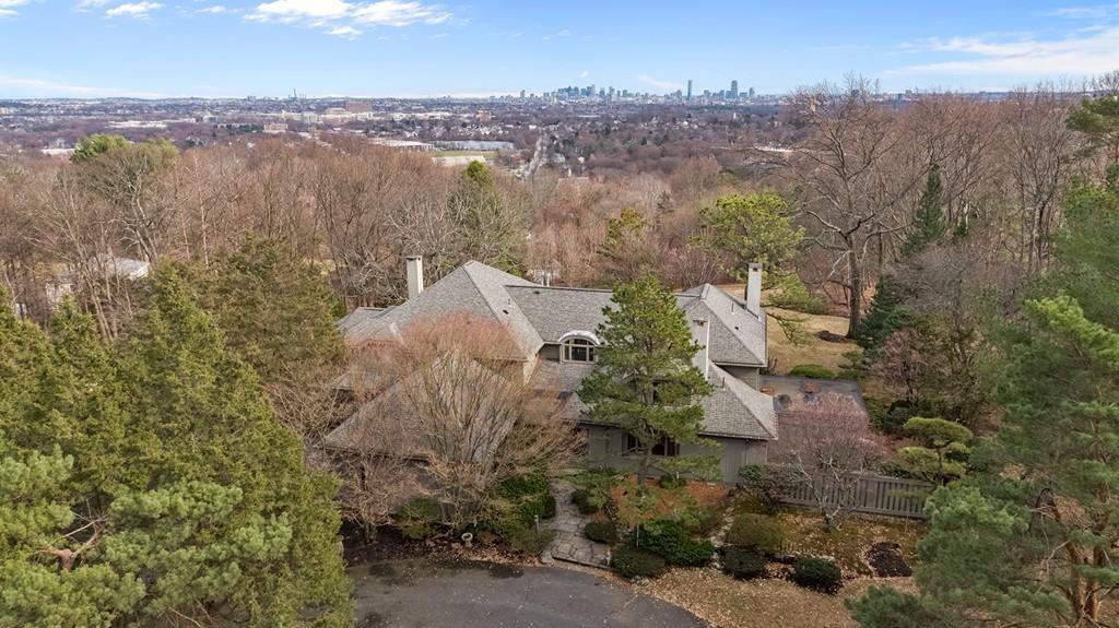 600 Concord Avenue - Photo 1