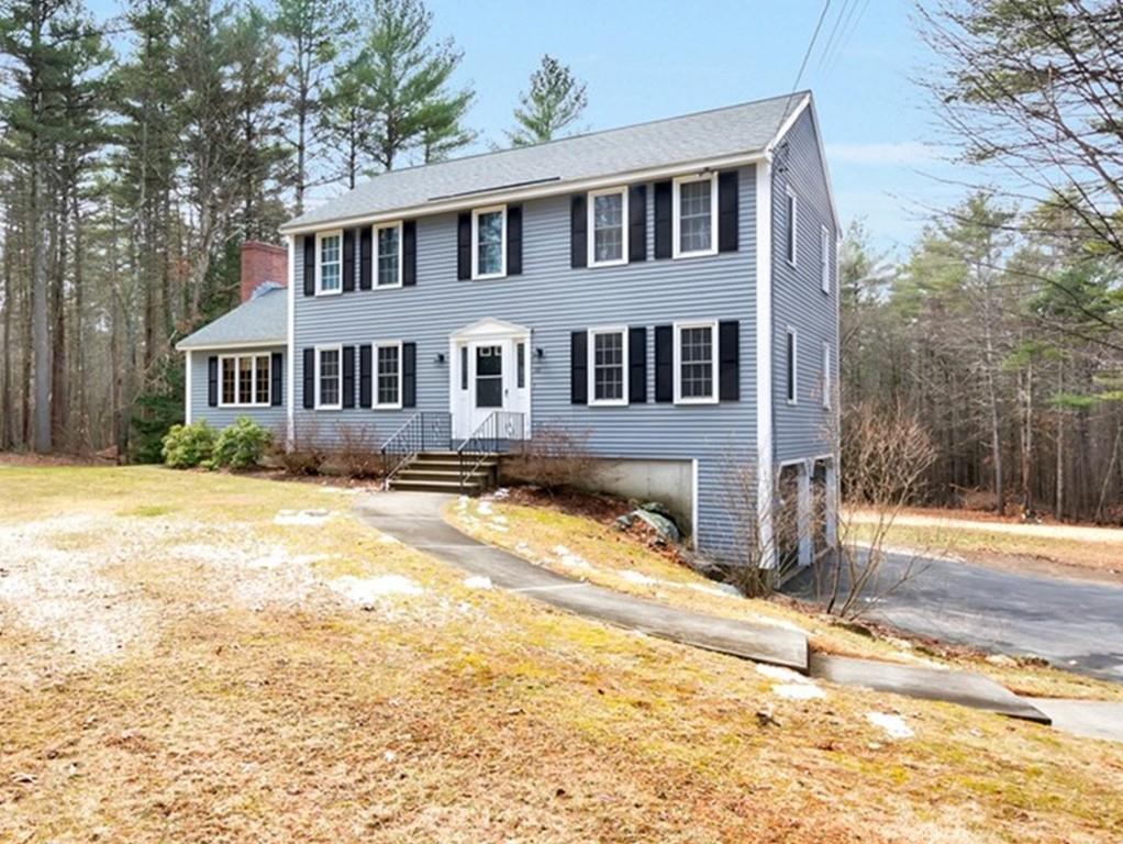 22 Lakin St - Photo 1
