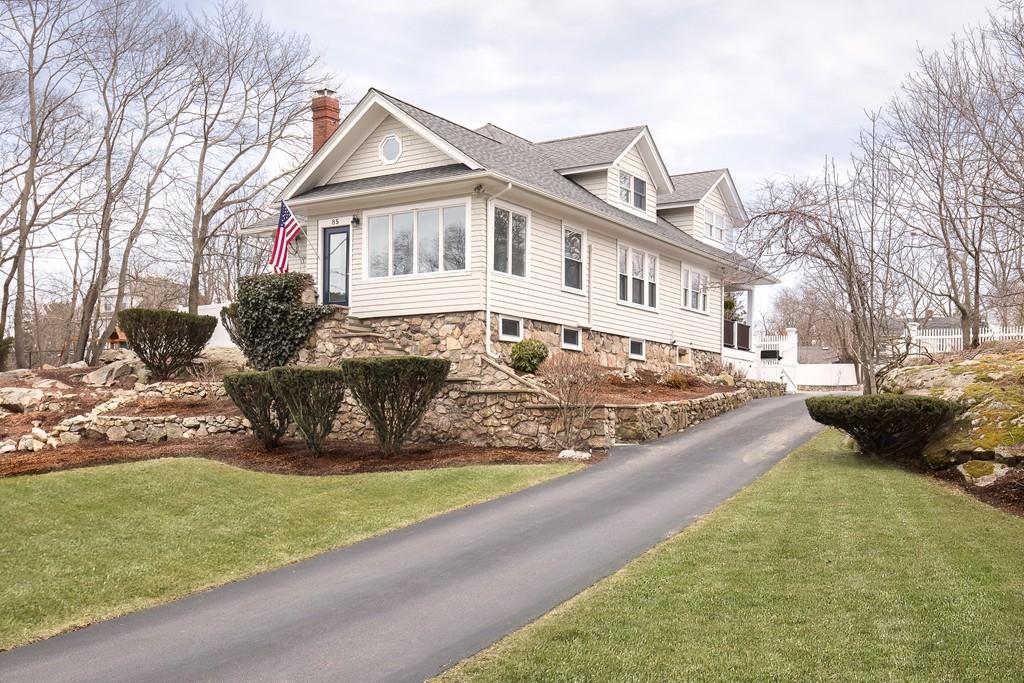 85 Canterbury - Photo 1