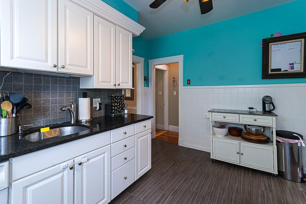 112 West Wyoming Ave - Photo 1