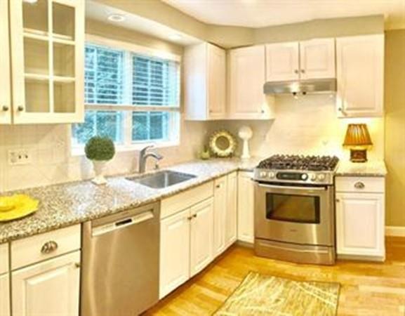 37 Linden St - Photo 1