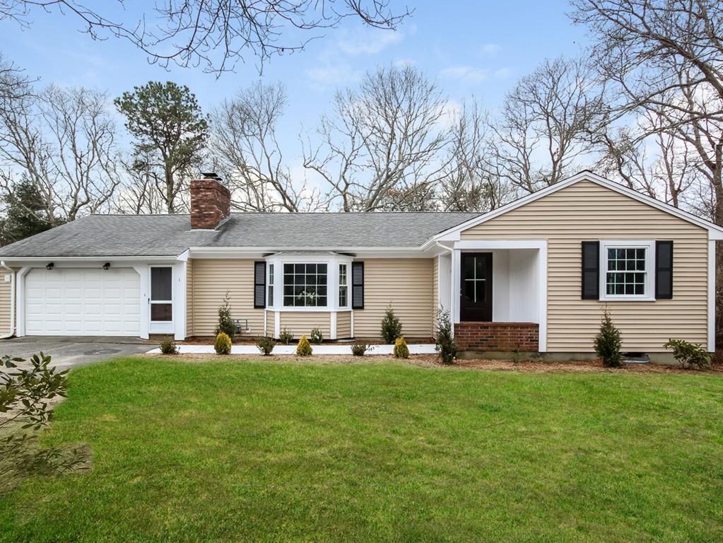 1 Huckins Neck Road - Photo 1