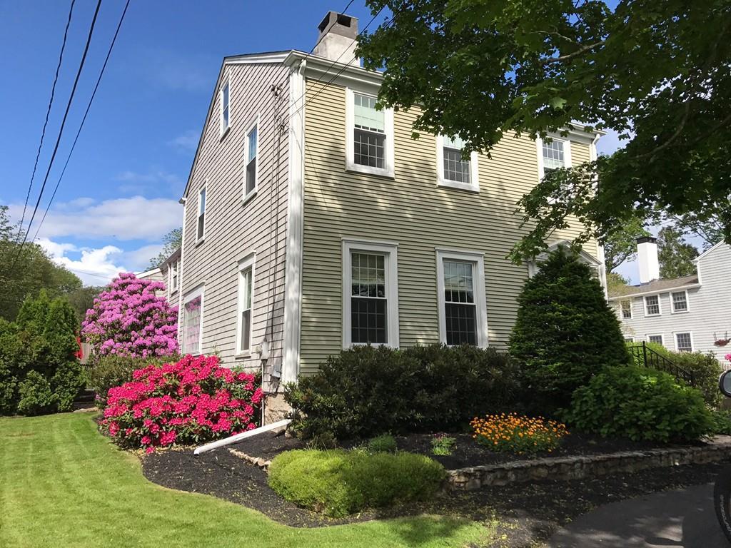 263 Elm St - Photo 1
