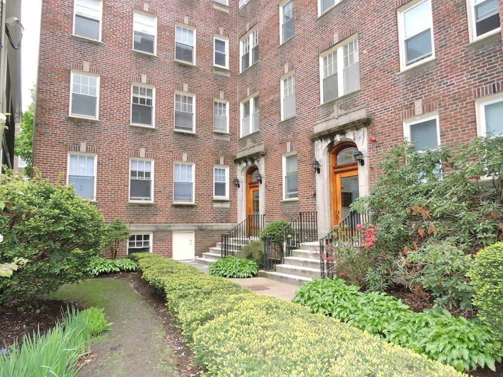 28 Langdon Street - Photo 1