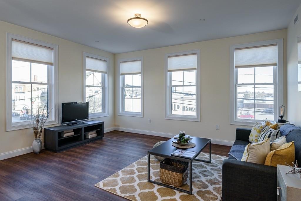 315 Broadway - Photo 1