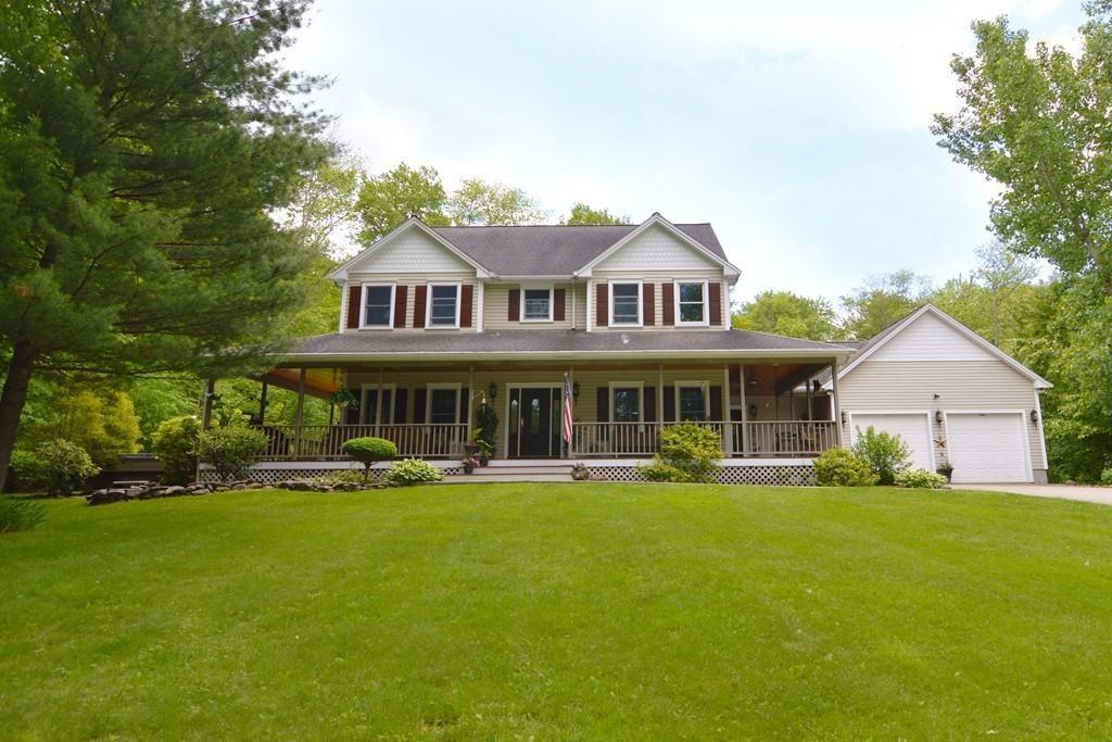 176 Chestnut St - Photo 1