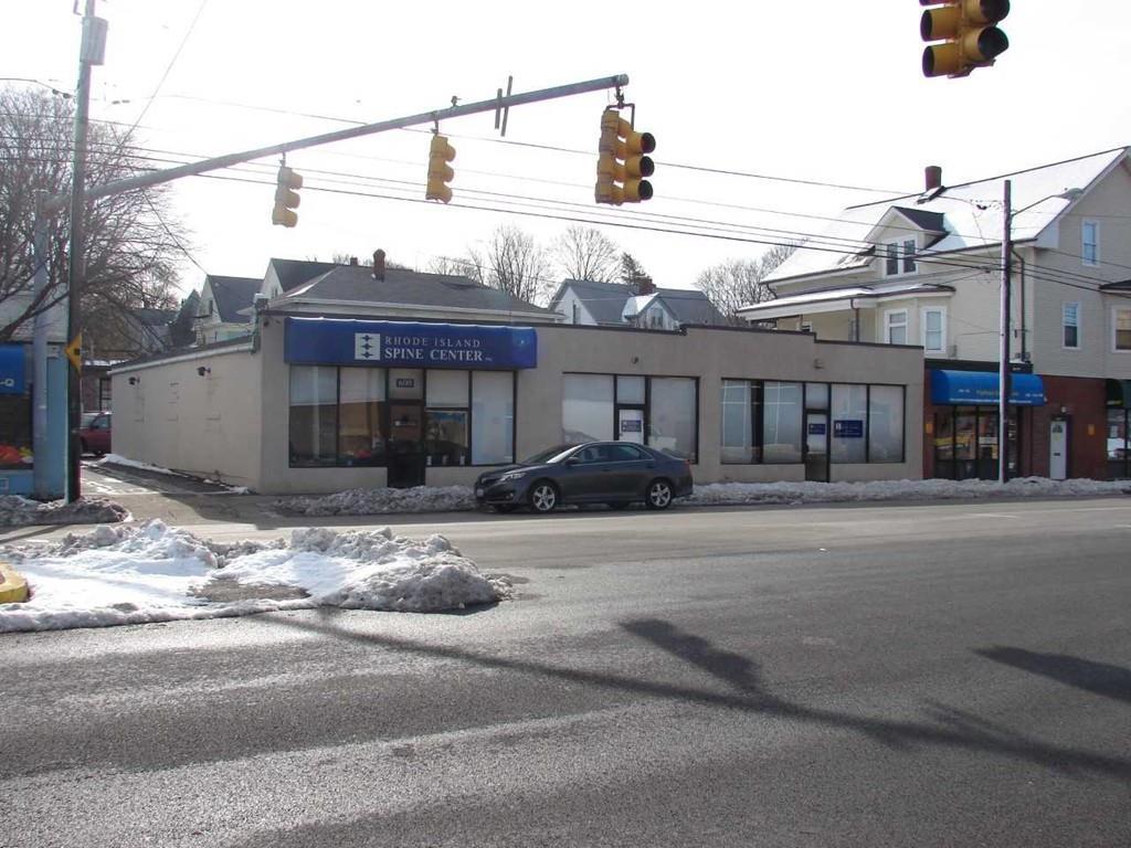 600 Pawtucket Ave - Photo 1