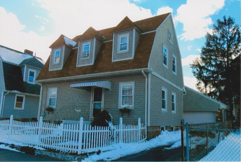 307 Bolton St - Photo 1