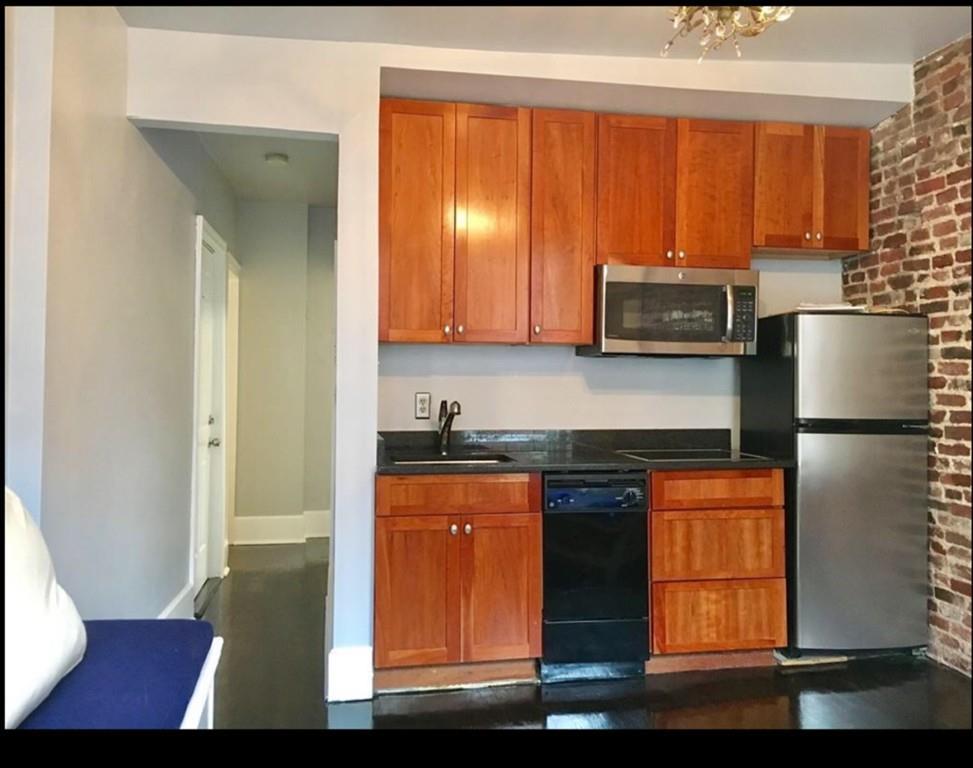 37 Garden St - Photo 1