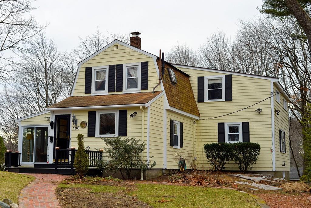 188 Wakefield St - Photo 1