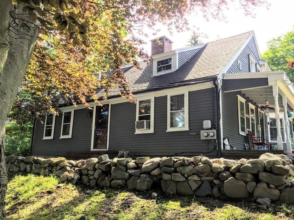 476 Green Street - Photo 1