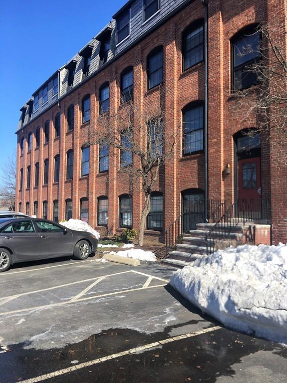 21 Linden St - Photo 1