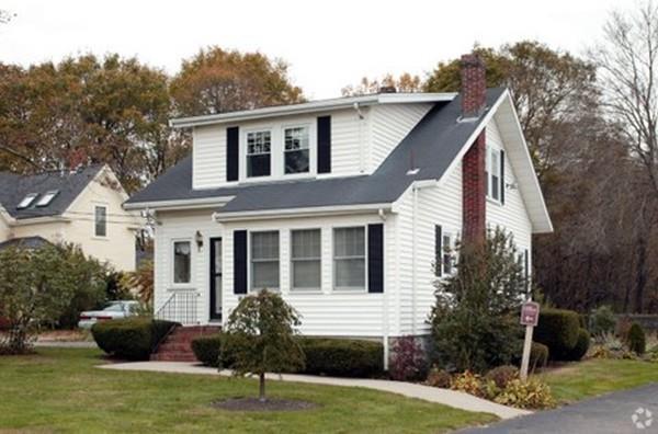 327 Washington Street - Photo 1