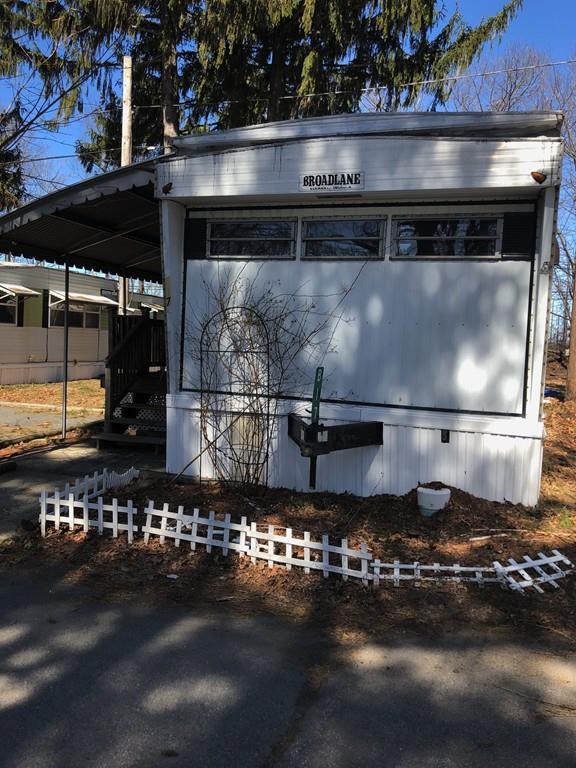 1346 Newport Ave - Photo 1