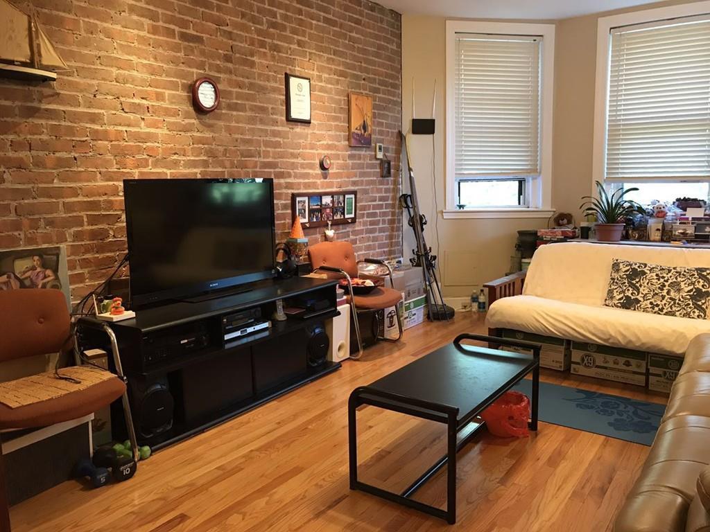380 Riverway - Photo 1