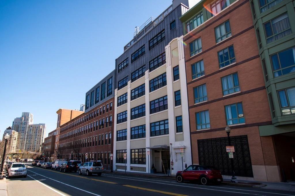 150 Cambridge St - Photo 1