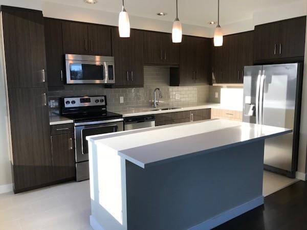 77 Exeter Street - Photo 1