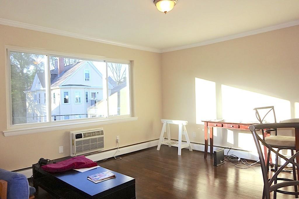 71 Oxford Ave - Photo 1