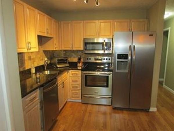 30 Chapman - Photo 1