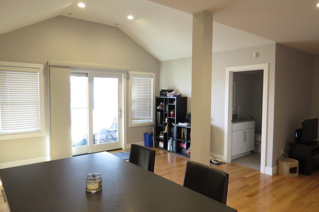 157 Hancock St - Photo 1