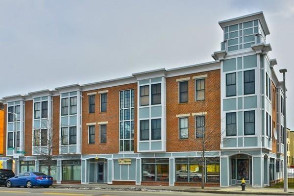 350 Blue Hill Ave - Photo 1